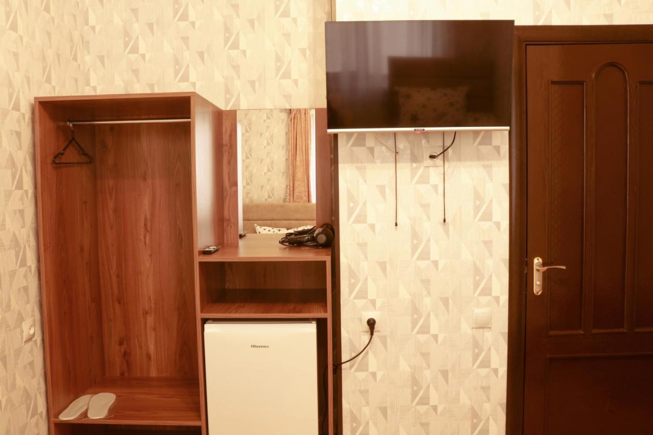 Styopa Hotel Yerevan Exterior photo