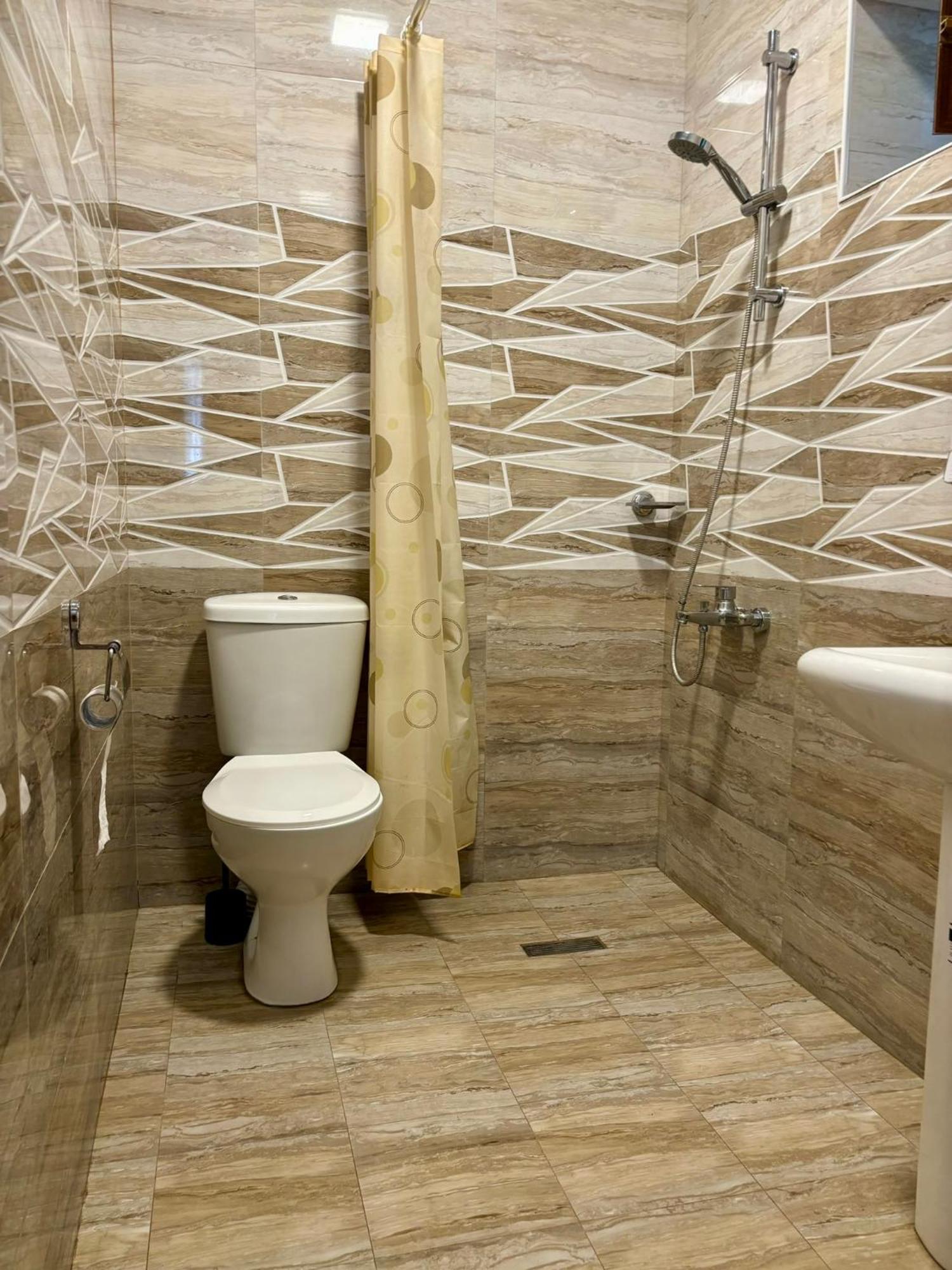 Styopa Hotel Yerevan Exterior photo