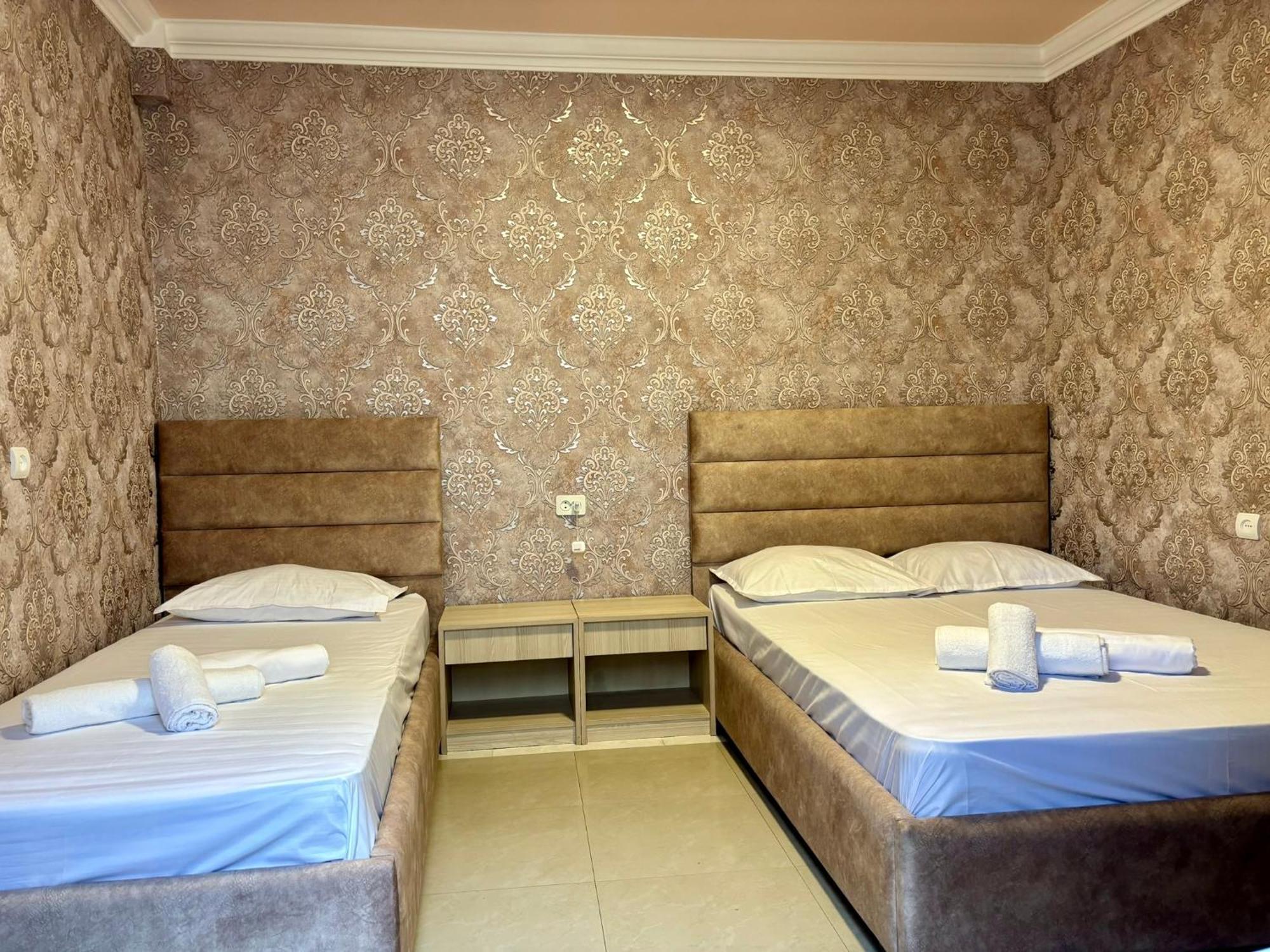 Styopa Hotel Yerevan Exterior photo